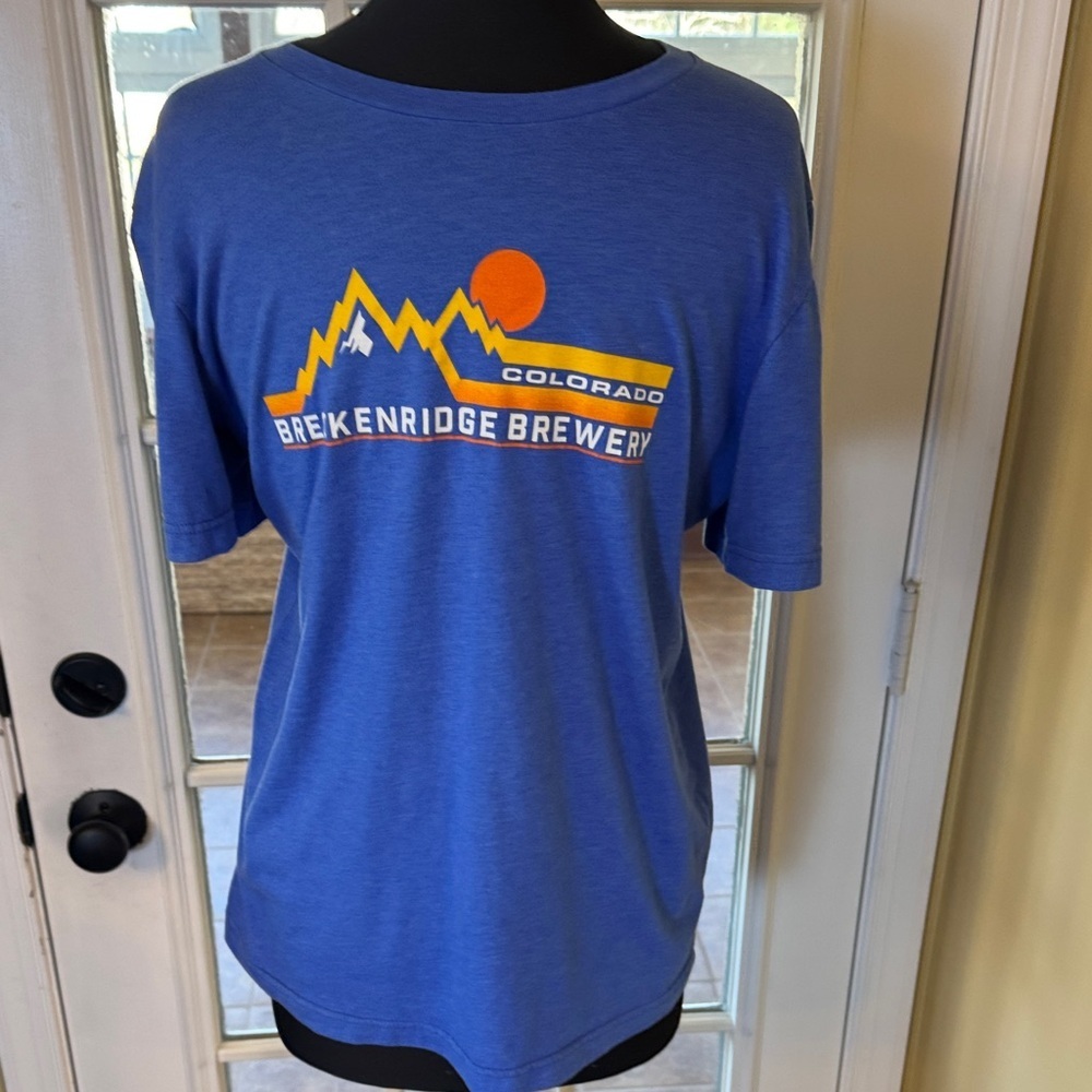 Breckenridge Brewery Colorado Blue Mountain outdoorsy Logo Graphic Tee